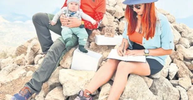 9 aylık Dağhan anne ve babasıyla 3 zirve yaptı