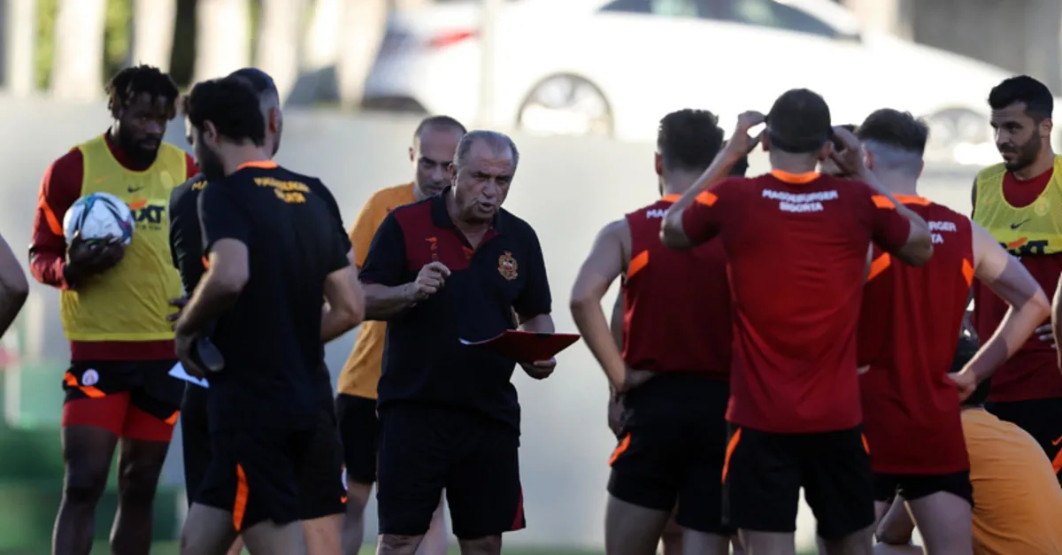 Cimbom Hollanda deplasmanında! İşte Galatasaray’ın PSV maçı muhtemel 11’i