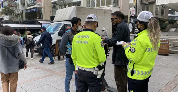 İstanbul'da elektrikli scooter denetlemesi! Bağdat Caddesi'nde kaldırımda ilerleyen 4 kişiye bin 256 lira ceza kesildi