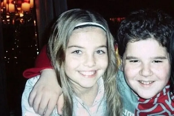 25-yilda-30-kilo-verdi-sihirli-annemin-cemi-bugra-ozumludur-bakin-nasil-zayiflamis-90dan-60-kilolara-dustum-1706211410331.jpeg Sihirli Annem'in Cem'i Buğra Özmüldür hangi yöntemle zayıfladı? 2.5 yılda 30 kilo verdi! "90’dan 60 kilolara düştüm..."-4