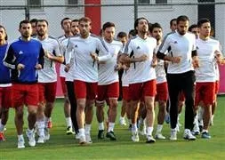 Beşiktaş maçına yeni hocayla çıkacak