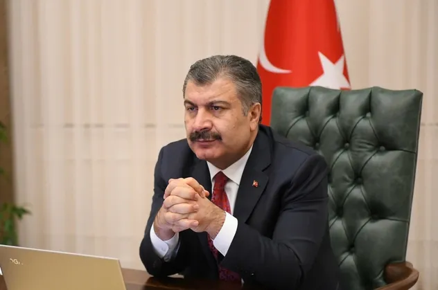 Son dakika: Bakan Koca 7 ilin sağlık müdürüyle görüştü: 3 ilde yüzde 100 vaka artışı var