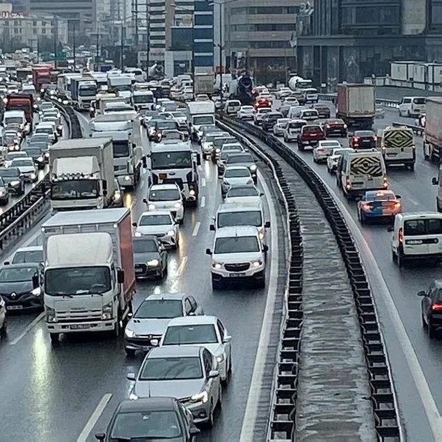 İstanbul kilitlendi