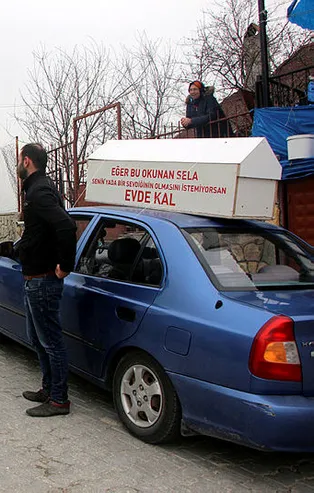 "Evde Kal" çağrısına dikkat çekmek isterken cezayı yedi! Şaşkına çeviren olay