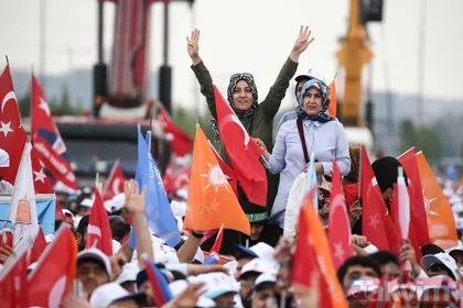 AK Parti’nin ‘Büyük İstanbul Mitingi’ için milyonlar Yenikapı’ya akın ediyor!