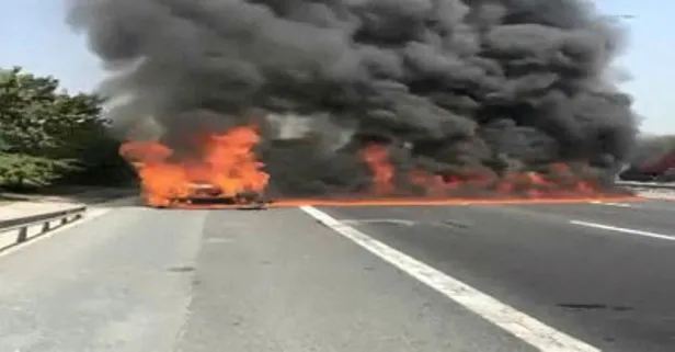 Seyir halindeyken bir anda alev aldı! TEM'de trafik kilitlendi