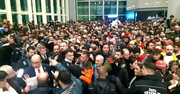 Binlerce yardım gönüllüsü İstanbul Havalimanı'na akın etti