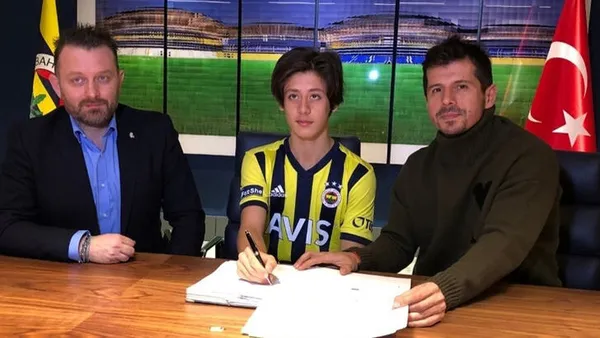 arda-guler-kimdir-kac-yasinda-hangi-takimlarda-oynadi-fenerbahceli-arda-guler-kim-1610548779306.jpg Arda Güler kimdir kaç yaşında hangi takımlarda oynadı? Fenerbahçeli Arda Güler kim?-2