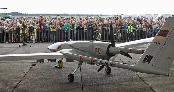 yunan-basinindan-gulduren-mansetler-alpkus-taklidi-talos-turkiyeyi-korkutmus-1670240981872.jpg Yunan basınından güldüren manşetler: Alpkuş taklidi Talos Türkiye'yi korkutmuş-5