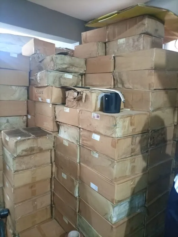 İstanbul'da sahte parfüm operasyonu-1