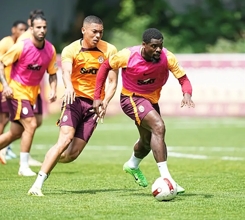 Okan Buruk'tan 2 flaş karar! İşte Galatasaray'ın Pendikspor maçı 11'i - 9