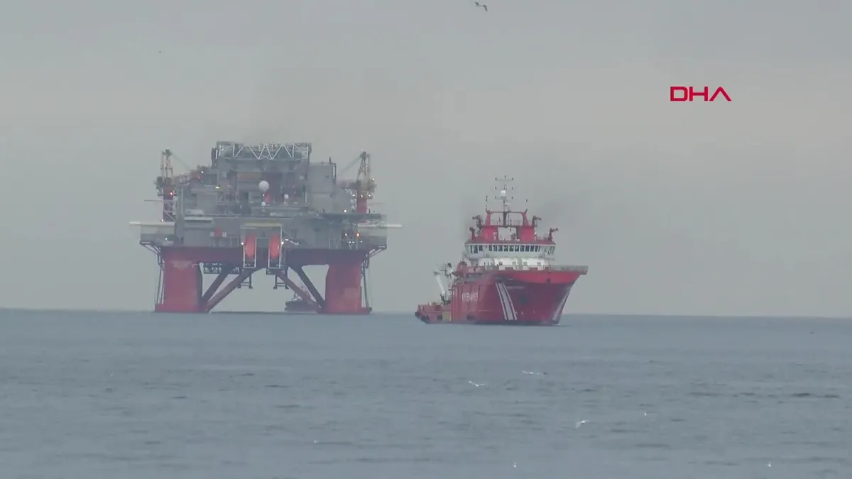 İstanbul Boğazı gemi trafiğine kapatıldı!