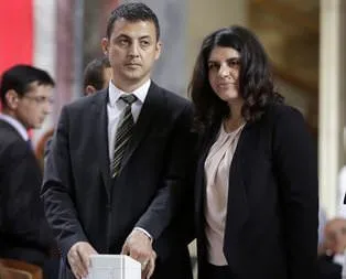 Yüce Türk milletinin önünde