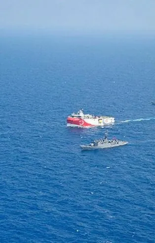 Türkiye'nin Oruç Reis için ilan ettiği yeni NAVTEX Atina’yı panikletti