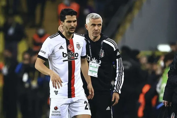 besiktas-fenerbahce-derbisinde-sakatlik-soku-necip-uysal-oyuna-devam-edemedi-1639936121801.jpeg Beşiktaş - Fenerbahçe derbisinde sakatlık şoku! Necip Uysal oyuna devam edemedi...-3