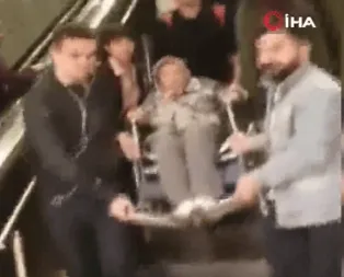 Metrobüste yoğunluktan sonra asansör rezilliği!