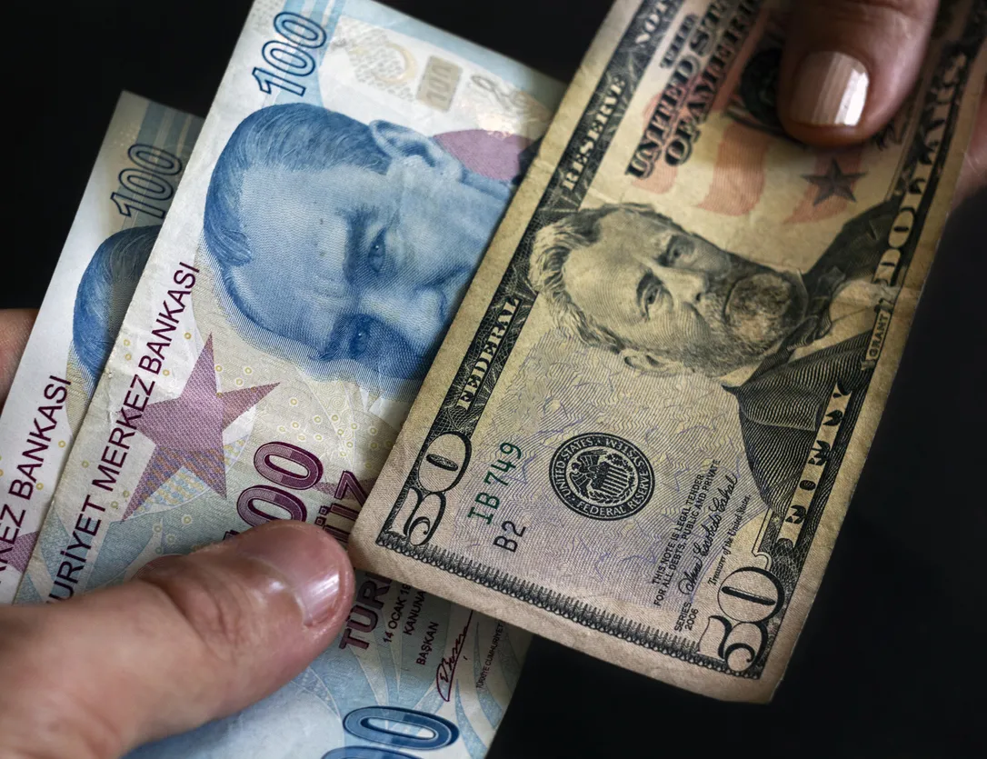 Dolar kuru yükseldi yeni hamle geldi! Hareketi sınırlıyor