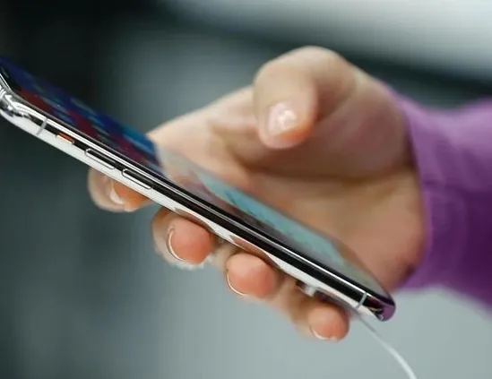 Etek altı sapığının arşivi ortaya çıktı