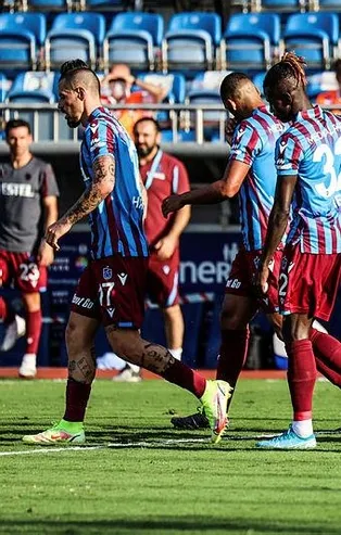 Fırtına'dan ilk 8 haftada tarihi performans: Son 7 sezonun en az gol yiyen Trabzonspor'u
