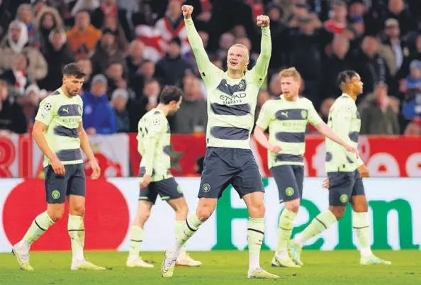 besiktasta-soke-eden-gedson-iddiasi-senol-gunes-1681952113283.jpeg Beşiktaş'ta şoke eden Gedson iddiası! Şenol Güneş...-10