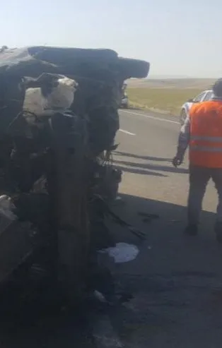 Ağrı'da korkunç kaza: 3 ölü