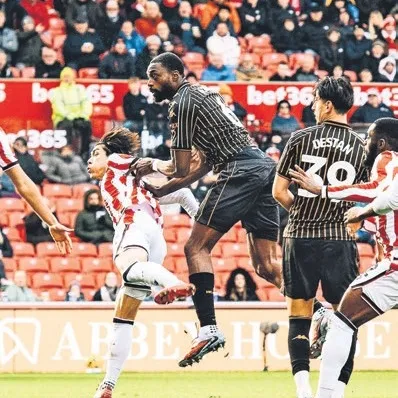 Hull City 3 puanı kaptı