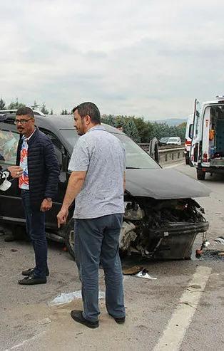 TEM'de feci kaza: 2 yaralı