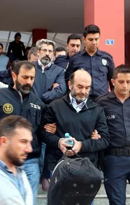 FETÖ'nün ''mahrem abileri'' tutuklandı