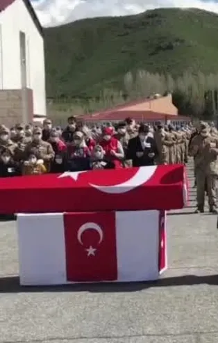 Bitlis şehitlerine son görev