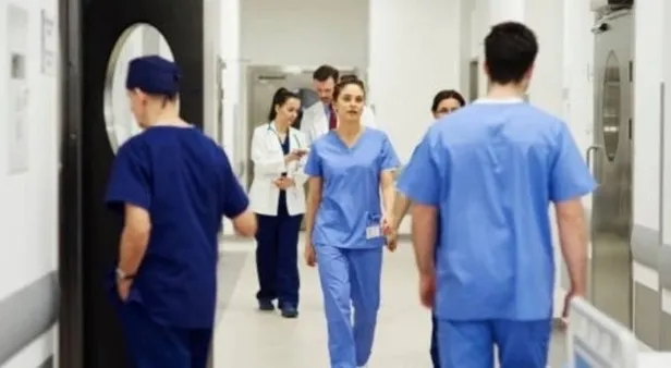 İŞKUR 18-45 yaş arasında hastanelere hasta danışmanı, hasta kabul kayıt görevlisi, temizlik görevlisi alıyor! İşte başvuru şartları-2