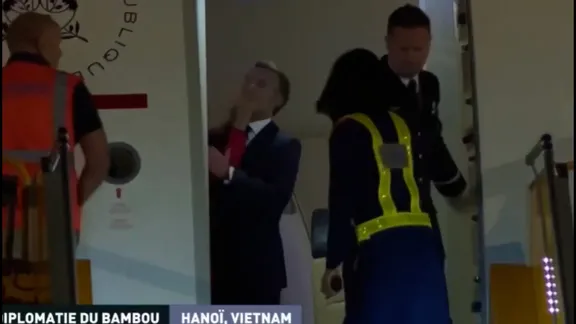 Vietnam ziyaretinde aile krizi: Macron, eşi Brigitte tarafından böyle tokatlandı