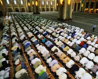 Tesbih namazı kaç rekat nasıl kılınır? Kadir Gecesi namazı kaç rekat, saat kaçta kılınır?