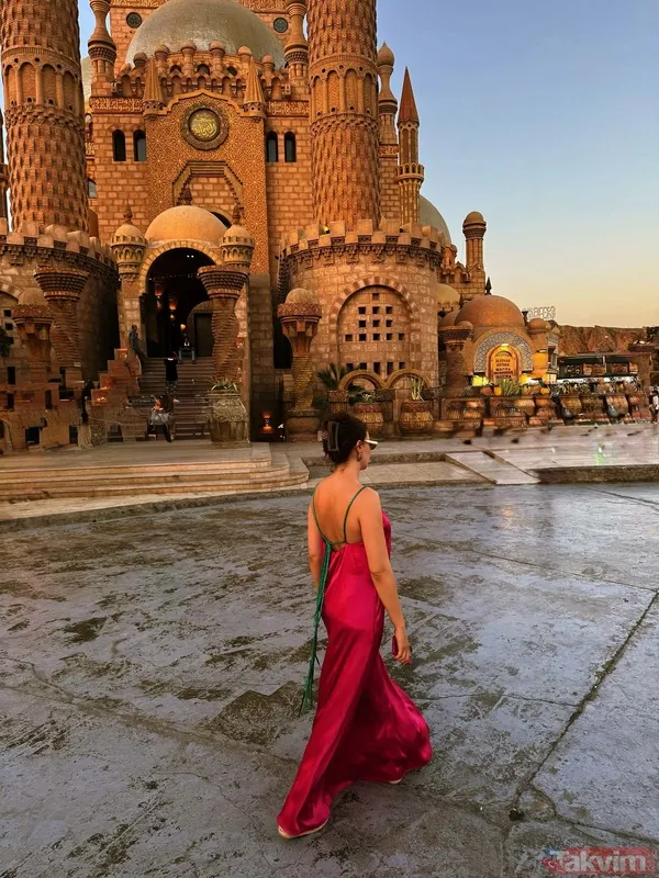 Burcu Özberk'in son tatil durağı Mısır oldu! Sosyal medyayı salladı - 6