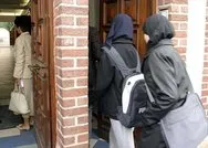 Fransa’dan skandal karar! Devlet okullarında çarşaf ve abaya yasaklanıyor: Bahane yine laiklik