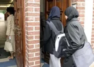 Fransa’dan skandal karar! Devlet okullarında çarşaf ve abaya yasaklanıyor: Bahane yine laiklik