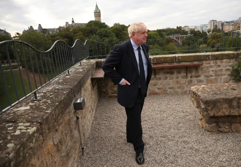 İngiltere Başbakanı Johnson tepkiler üzerine kürsüye çıkmadı - 9