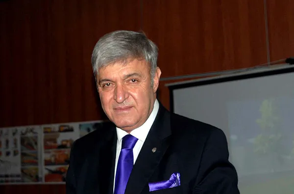 MHP'nin önemli isimlerinden Prof. Dr. Ahmet Vefik Alp hayatını kaybetti! Prof. Dr. Ahmet Vefik Alp kimdir?-1