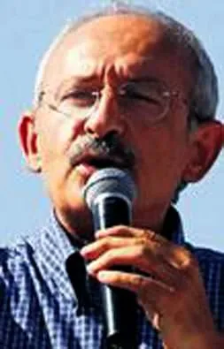 Kılıçdaroğlu’ndan Baykal’a davet