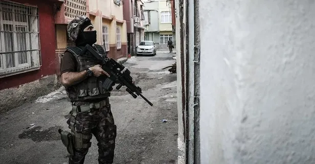 Son dakika: İzmir'de PKK/KCK operasyonunda 5 şüpheli gözaltına alındı