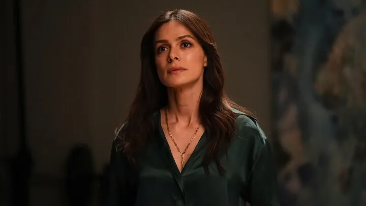 sandik-kokusunda-yeni-sezona-simdiden-hazir-olun-basrol-apar-topar-gitmisti-yerine-de-1722000682123.jpg Başrol apar topar gitmişti, yerine de... Sandık Kokusu'nun yeni sezonuna şimdiden hazır olun-7