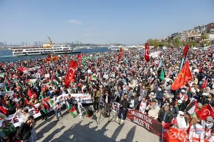 İstanbul ve İzmir’de Gazze yürüyüşü! 7’den 77’ye binler sokaklarda!