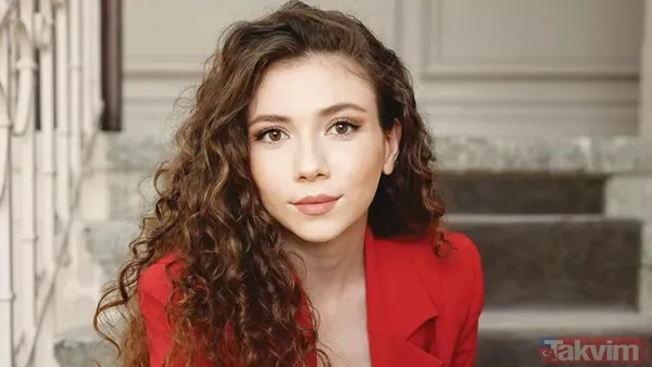 Çocukluk aşkıyla dünya evine girdi! 'Biz bugün evlendik...' Yargı dizisinin İncisi Ece Yüksel'den sessiz sedasız evliler kervanına katıldı! - 9