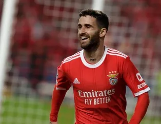 Rafa Silva kapışması