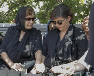 Vatan Şaşmaz son yolculuğuna uğurlandı