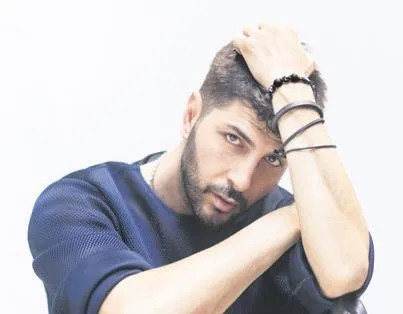 100-bin-tl-karsiliginda-bulasik-makinesi-tanitan-yasemin-ozilhana-tepki-kac-kere-elin-bulasiklara-degdi-1670623550014.jpeg 100 bin TL karşılığında bulaşık makinesi tanıtan Yasemin Özilhan'a tepki: Kaç kere elin bulaşıklara değdi | Saklambaç haberleri-7