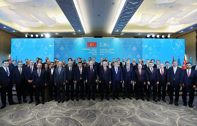 baskan-erdogan-turkiye-kazakistan-is-forumunda-acikladi-hedefimiz-15-milyar-dolar-1778768649714.jpeg Başkan Erdoğan Türkiye-Kazakistan İş Forumu'nda açıkladı: Hedefimiz 15 milyar dolar-2