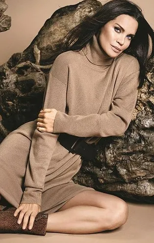 Ebru Şallı gelinliği kendisi hazırlıyor