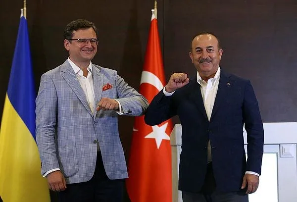 son-dakika-ukrayna-disisleri-bakani-kuleba-turistlere-turkiyeyi-tavsiye-etti-1593799143954.jpeg