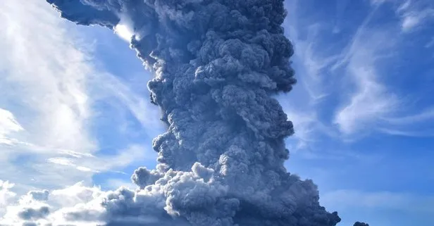 Endonezya’da Sinabung Yanardağı için patlama uyarısı