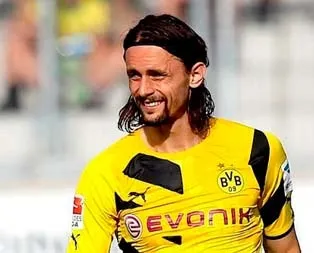Neven Subotic bombası!